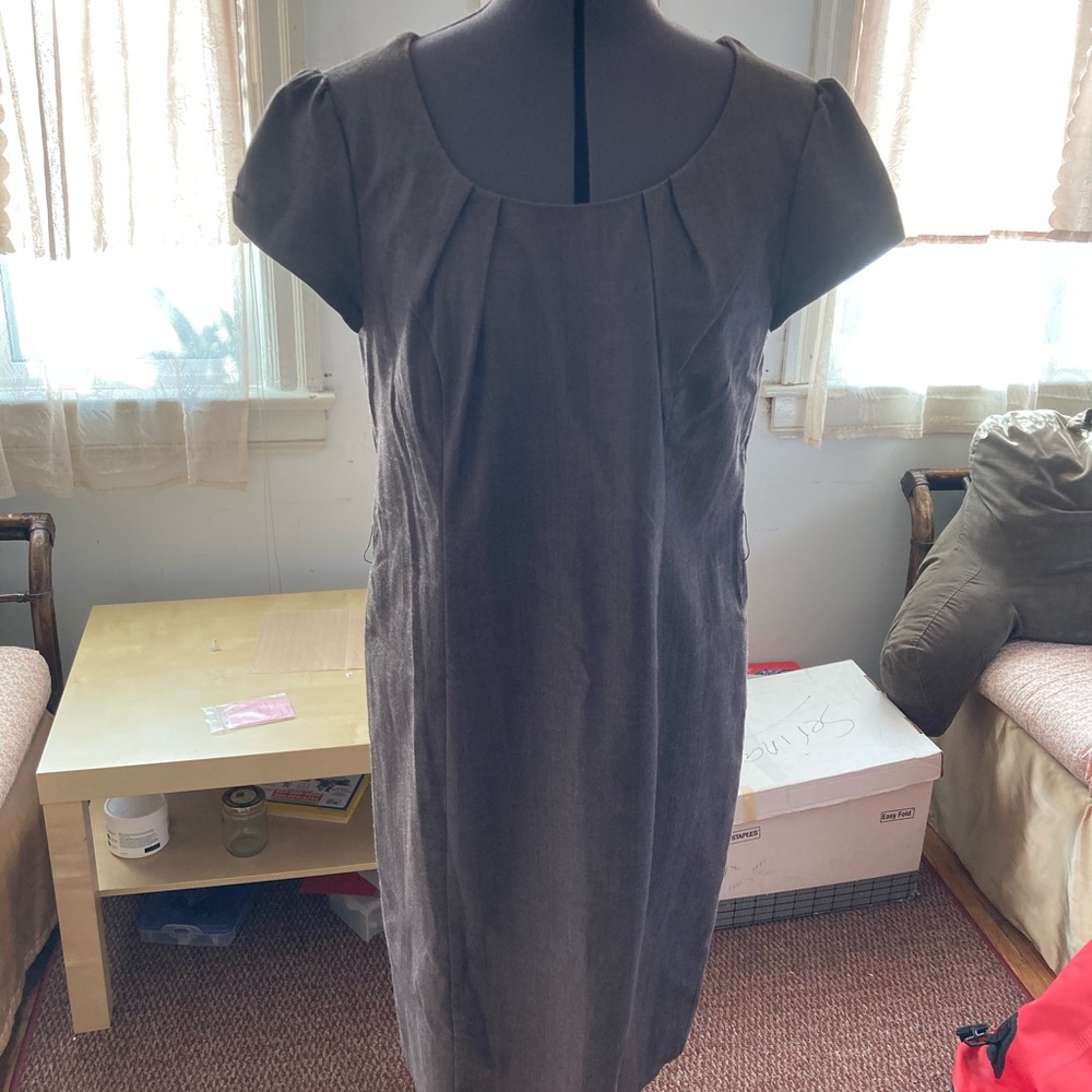 Brown dress